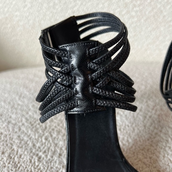 COPY - GUCCI Black Leather Strappy Stiletto Sandals w Ankle Strap - Picture 6 of 7